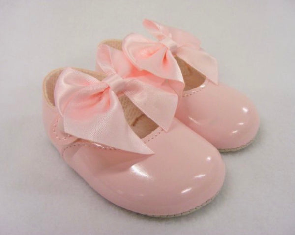 Baby girls bay pods soft sole shoes