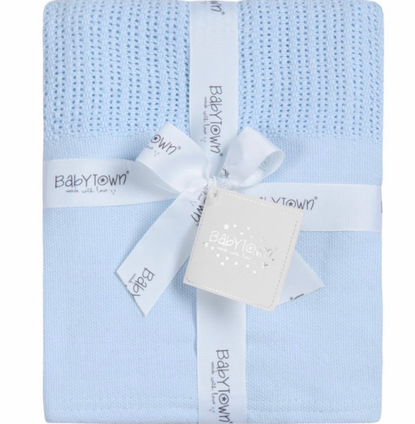 Blue cellular blanket